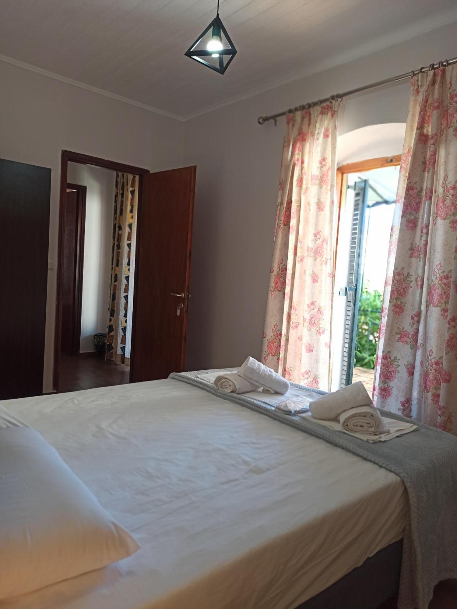 Poseidon Apartments Gaios Esterno foto