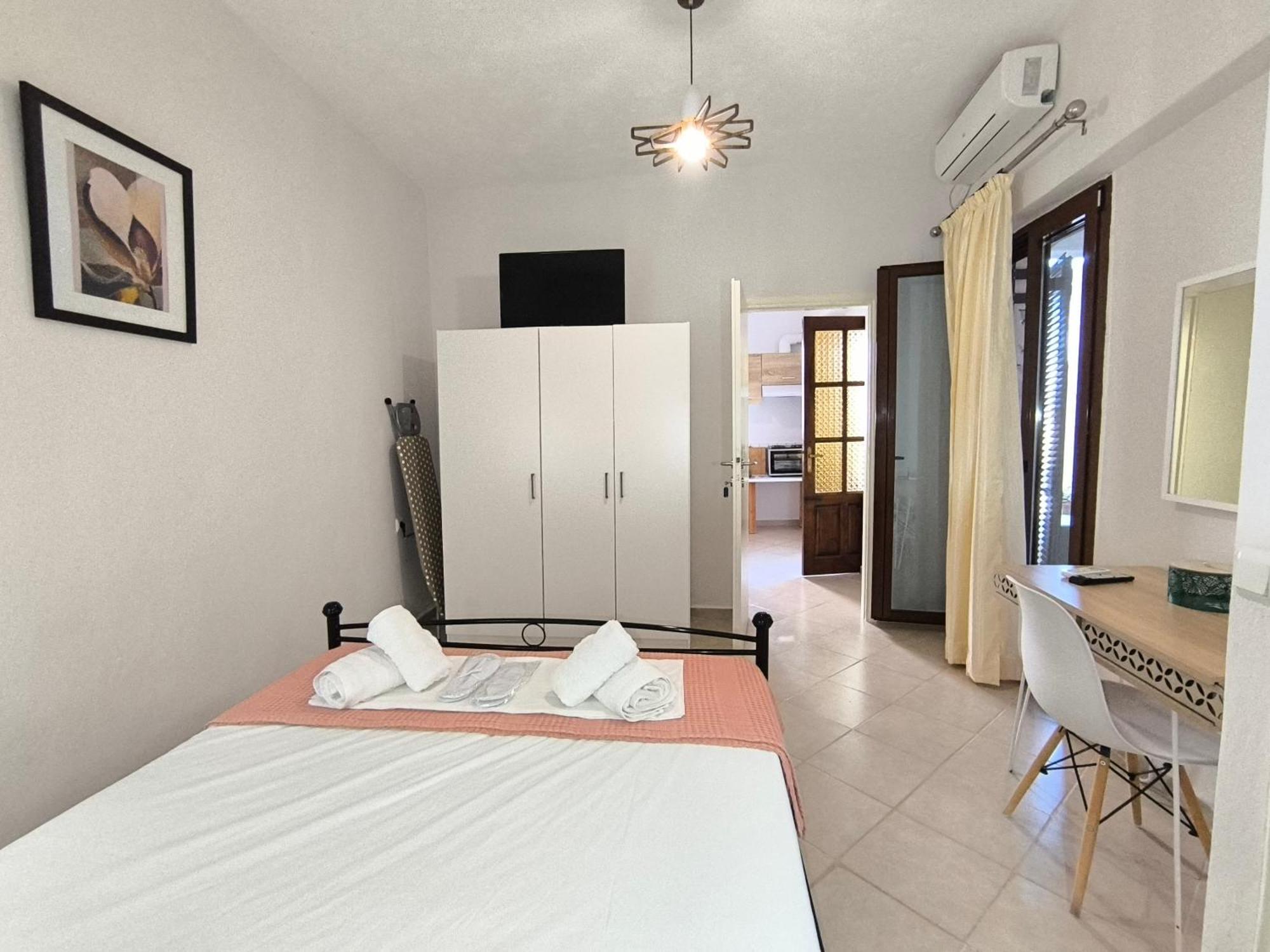Poseidon Apartments Gaios Esterno foto